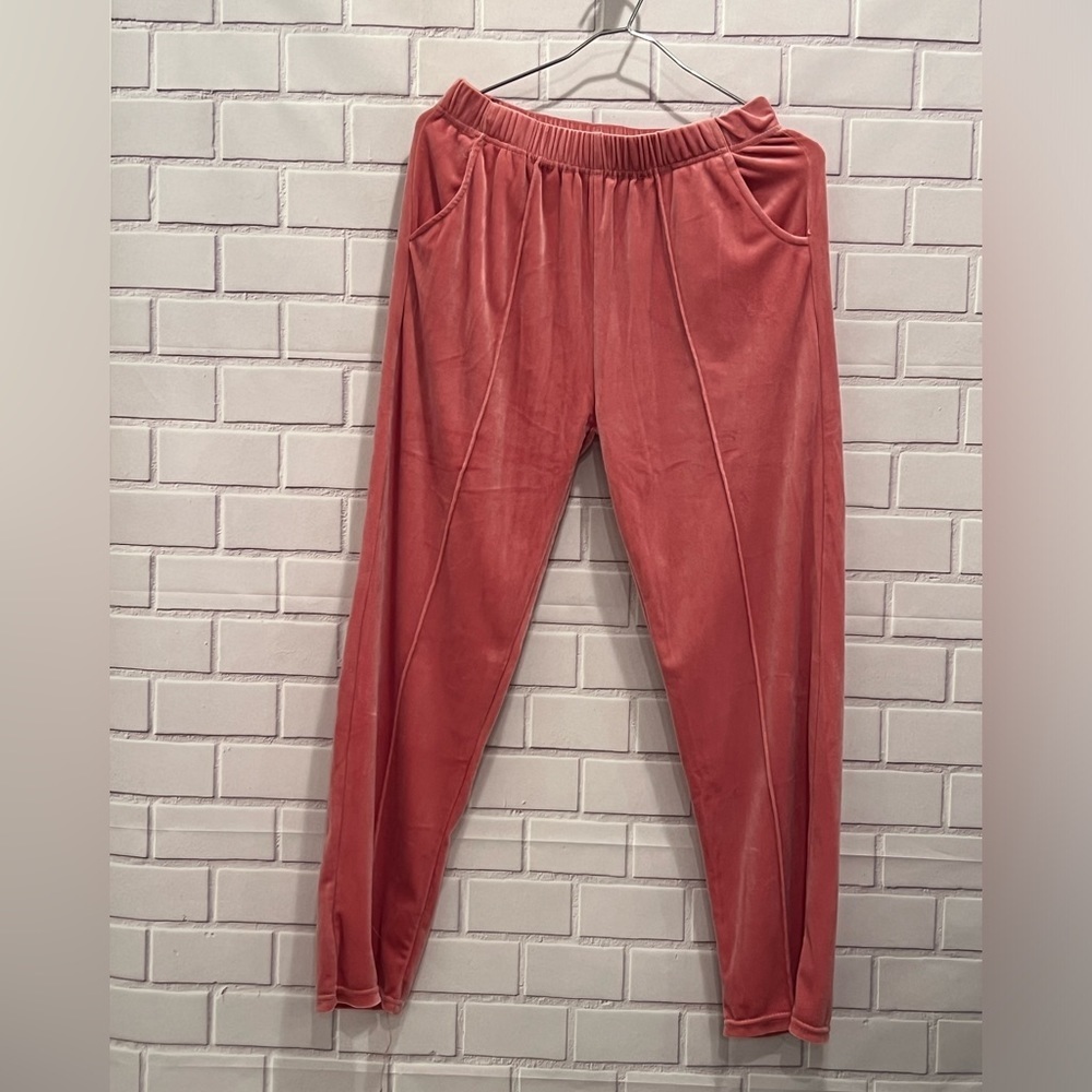 Women velvet pink pants joggers size M-L